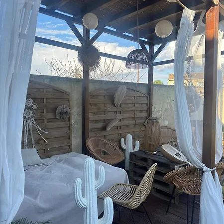 Villa De Luxe *